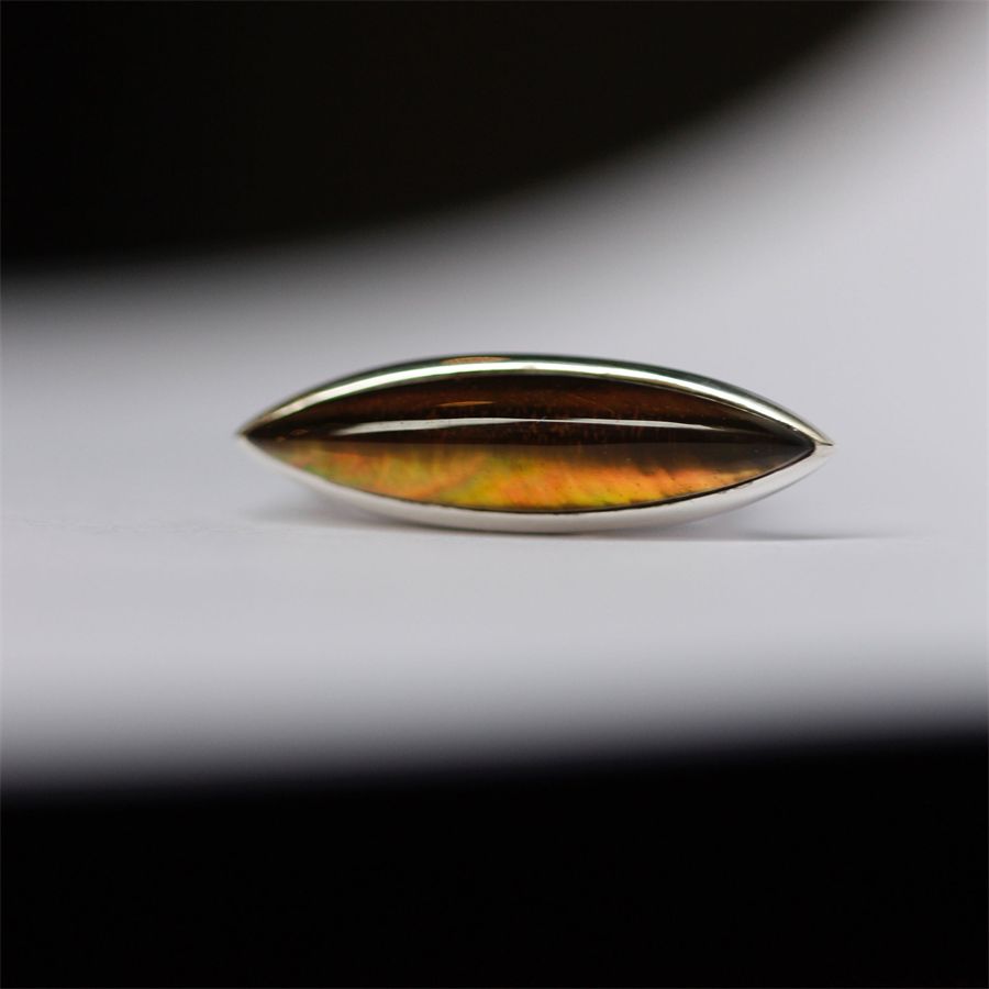Anello in argento con navetta color cognac AURUM | AN1 NAV ARG-QRZO COGNAC